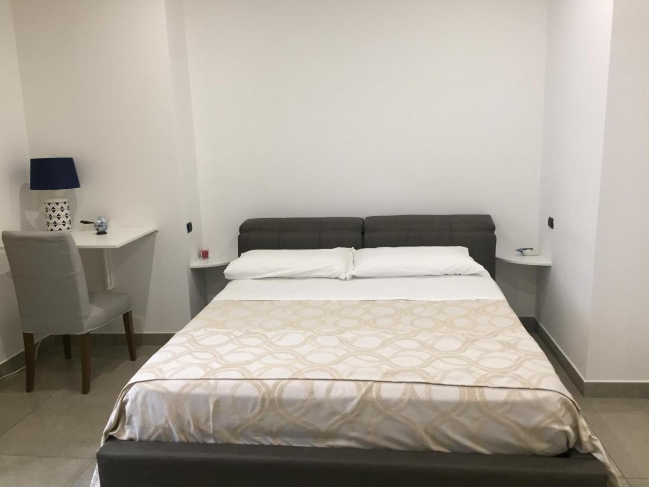 Prestige Bed and Breakfast Napels Buitenkant foto