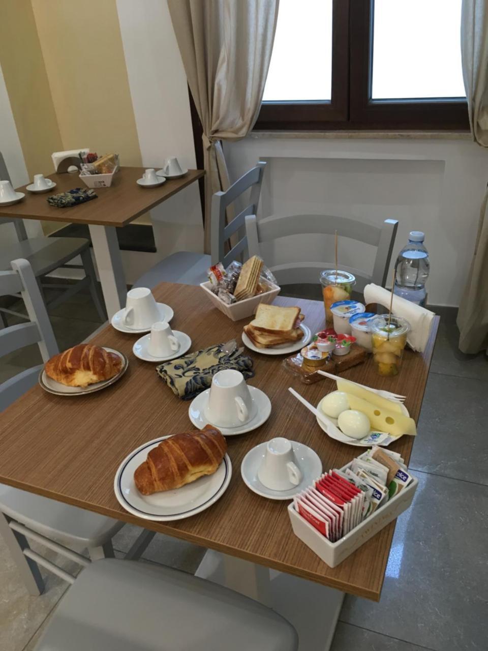 Prestige Bed and Breakfast Napels Buitenkant foto